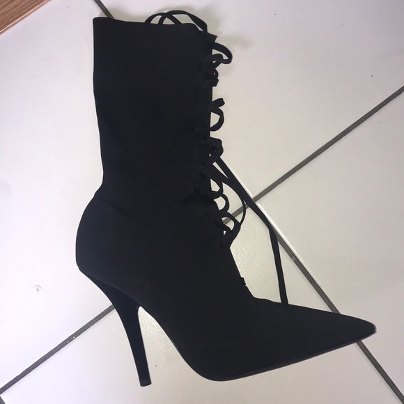 👑NEW👑 Yeezy knit boots sizes 40 NWB - Picture 3 of 7